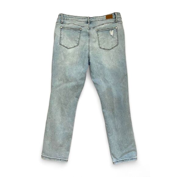 JUDY BLUE Light Wash Distressed Boyfriend Fit Jeans #JB8878, Size 15/32 - Picture 6 of 6